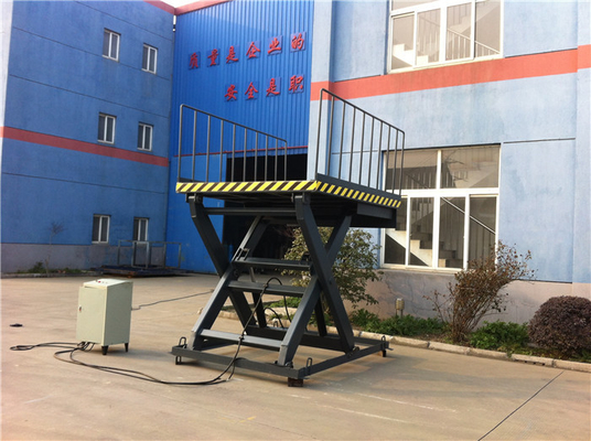 Loading Scissor Dock Lift Platform 2000kg 2000*2500mm Hydraulic Dock Lift