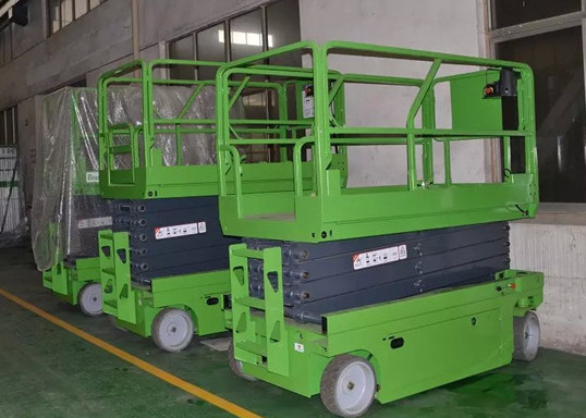 Outdoor Mobile Scissor Lift Self Propelled Elevating Work Platforms 3m-16m